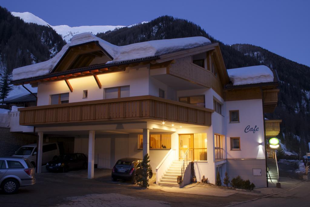 Lappago Cafe Schneider Bed & Breakfast エクステリア 写真